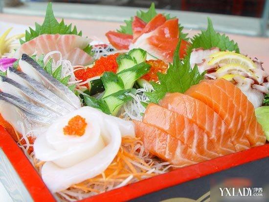 3秒料理炸虾2.244秒煎饺熟了吗 吃生食致命危害吃货不可不知