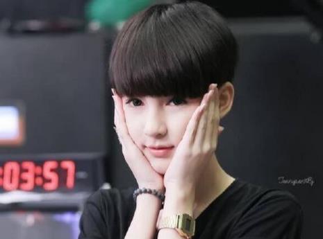 泰国新人女星yoshi 变性前后对比照  颜值爆表性别毁三观【图】