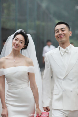 朱亚文沈佳妮结婚照曝光 网友才知两人低调结婚