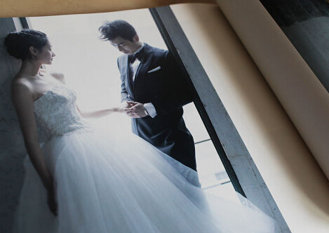 朱亚文沈佳妮结婚照曝光 网友不知二人竟是夫妻