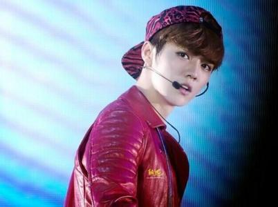 exo二巡演唱会:exo鹿晗世勋吵架 exo鹿晗解约事件始末/视频