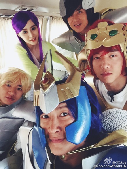 跑男第二季成都录制 范冰冰PK李晨撕名牌