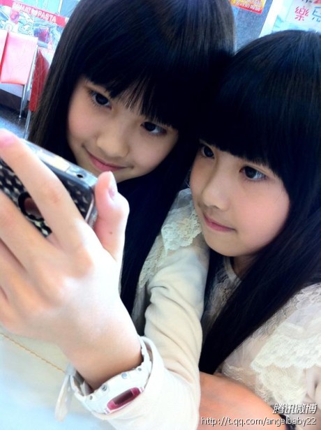 双胞胎姐妹走红网络貌美肤白都是学霸 盘点5对绝色姐妹花