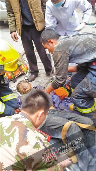 管道工疏通化粪池中毒兄弟三人前赴后继营救（图）