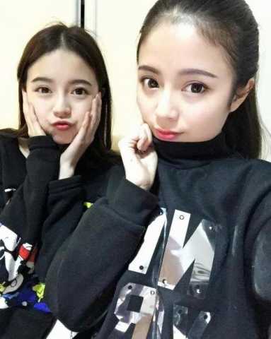 四川双胞胎姐妹花成绩优异颜值高 生活照美翻网友