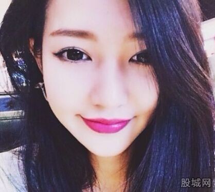 越南最美的<a href='http://www.bjxxg.cn/health/liangxing/' target='_blank'><u>女人</u></a>是青岛女孩 五官精致身材火辣海量私照来袭【组图】