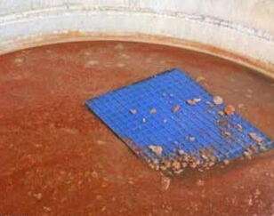 辣条生产环境脏被曝光 儿童食用后嘴唇周围溃疡