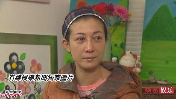 小龙女受访称妈妈酗酒伤身要人帮助 吴绮莉家暴藏毒被捕