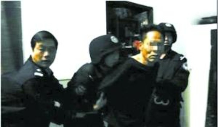 九成假币出自一人 一星期印近亿元彭大祥被判无期