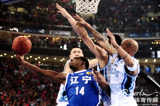cba总决赛<a href='http://www.bjxxg.cn/news/beijing/' target='_blank'><u>北京</u></a>vs辽宁哈德森准绝杀辽宁客胜<a href='http://www.bjxxg.cn/news/beijing/' target='_blank'><u>北京</u></a>