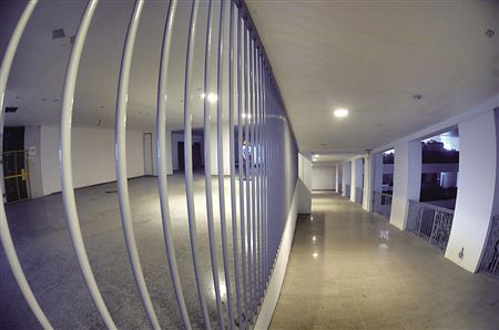 小伙伴们惊呆了！19天建57层高楼 只有中国人才能办到