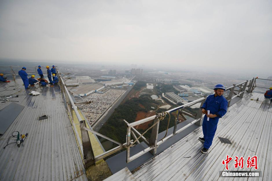 长沙一57层高楼12天建成 可抗9级地震