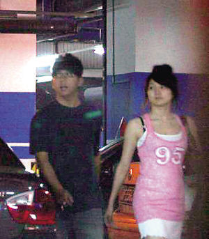 胡海泉被曝隐婚超生 娇妻子女首曝光