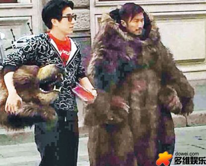 房祖名曾在街头卖艺林凤娇泪崩 我看你有戏现场：成龙反思家庭<a href='http://www.bjxxg.cn/edu/' target='_blank'><u>教育</u></a>