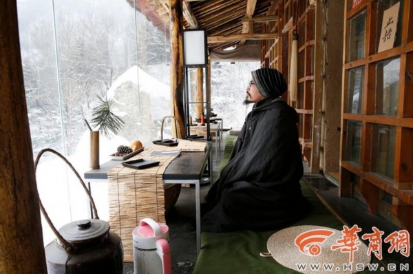 男子隐居终南山弃百万年薪 解密当代终南山隐士的真实生活