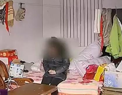 女孩遭老师囚禁 七天七夜细节披露：连上厕所都跟着
