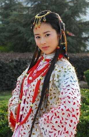月薪2万招少女采花:要求体香清淡 毫无心机【组图】