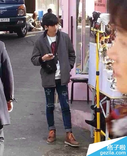 曝重庆交警何以琛个人资料 细数迷倒花痴宅女的那些草根男神小鲜肉（组图）
