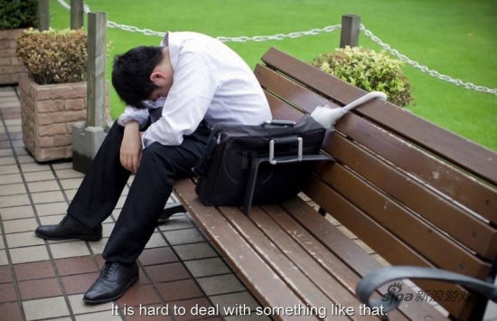 日本有这样一群人：网吧难民