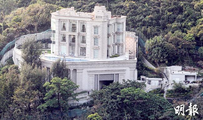 内地19岁男子企图爬入李嘉诚住宅行窃被抓(图)