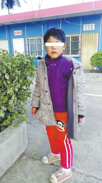 6岁聋哑女孩因不配合治疗遭医生暴打(图)