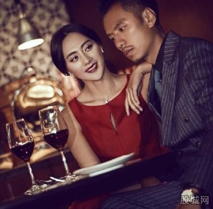 80后藏族新人结婚照走后网络 不同藏族风格美醉了