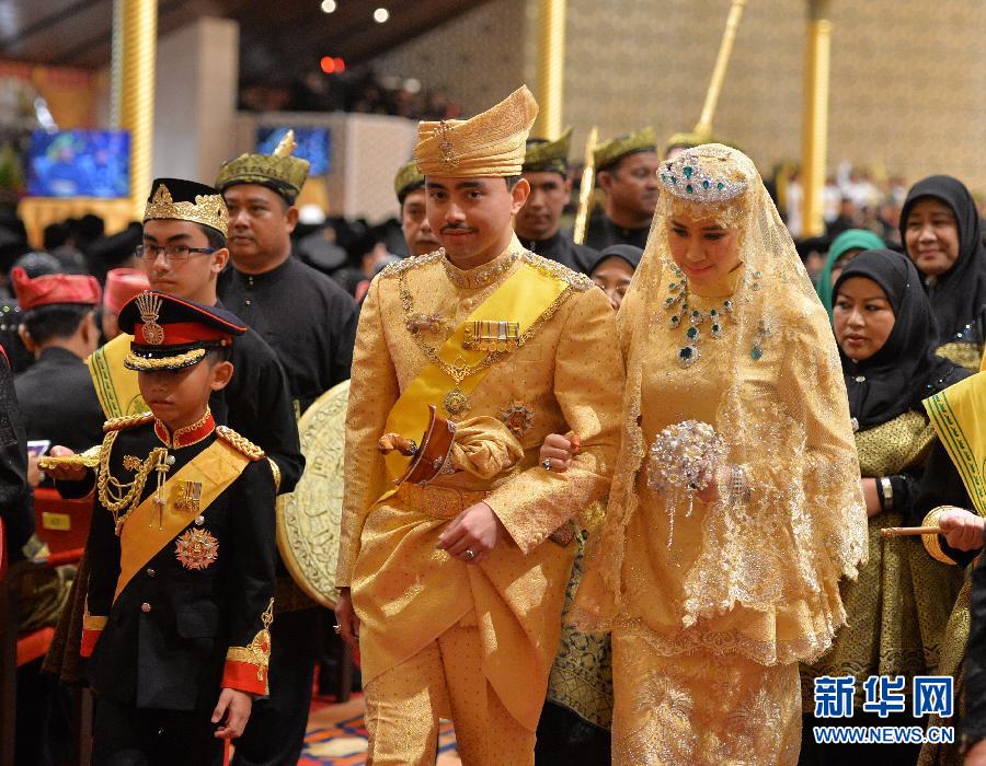 文莱王子大婚在努鲁伊曼王宫大殿举行隆重的结婚庆典