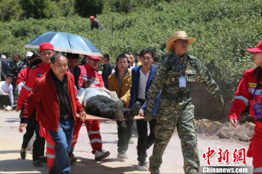浙江苍南矾山旅游节发生意外 造成2死48伤(图)