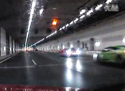 <a href='http://www.bjxxg.cn/news/beijing/' target='_blank'><u>北京</u></a>豪车车祸肇事者父亲：儿子炒股买的兰博基尼(图)