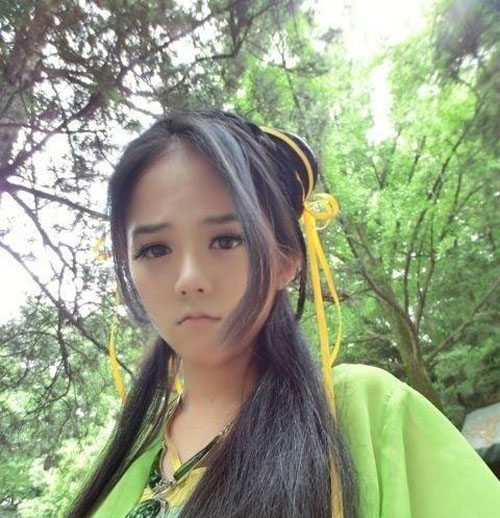 浙传裘晓晨微博资料 裘晓晨cos碧瑶获一致认可