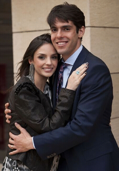 卡卡老婆卡洛琳个人资料照片 两人离婚原因引关注