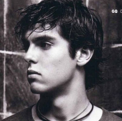 卡卡老婆卡洛琳个人资料照片 两人离婚原因引关注