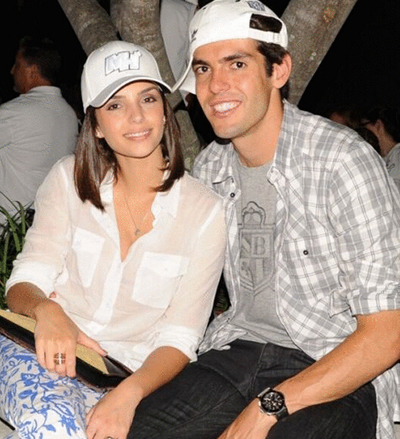 卡卡老婆卡洛琳个人资料照片 两人离婚原因引关注