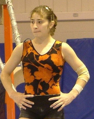 芙罗丽卡罗奥尼达个人资料照片 沦为妓女引轰动