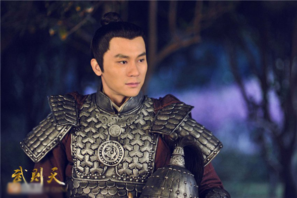 李晨拍《武媚娘传奇》曾遇意外 为保护群演坠马