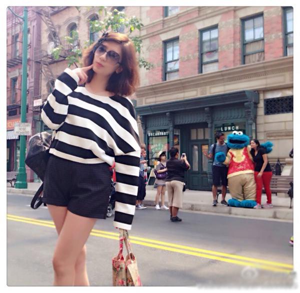 贾静雯避谈与男友修杰楷婚期 娇称生活美好