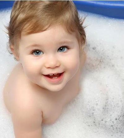 6种不宜给宝宝洗澡的情况 洗澡当心反受污染