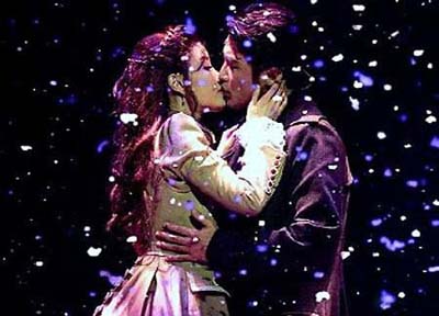 安在旭与崔贤珠恋情曝光 两人相差11岁