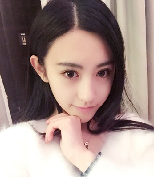 王思聪爆料炮轰女演员朱圣祎 为上位出卖闺蜜