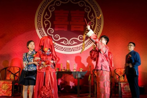 结婚吉日怎么算 按照老规矩选结婚吉日