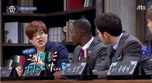 文熙俊自曝HOT中国拍广告 五年总赚5000亿韩元