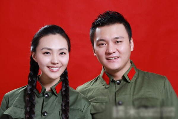 结婚证照片要求解析 记忆领证浪漫时刻