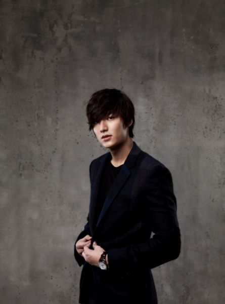 韩星李敏镐和朴敏英分手 “假戏真做”真假恋情扑朔迷离