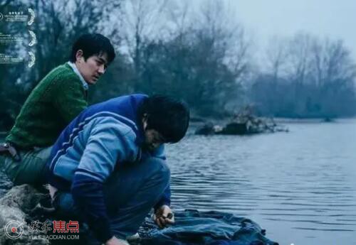 河边的错误疯子是男是女