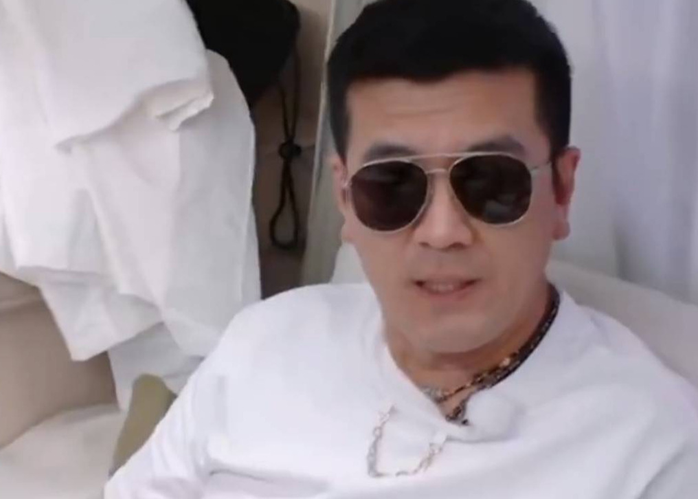 杨子：如果分开就和别人办婚礼 自己不接受单身