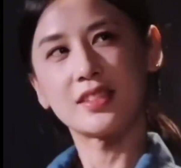 杨子黄圣依彻底分开了 黄圣依：拿到个人财产