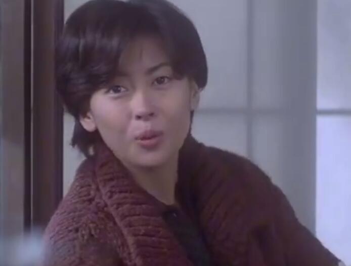 岩井俊二参加《情书》女主告别仪式 并朗读悼词